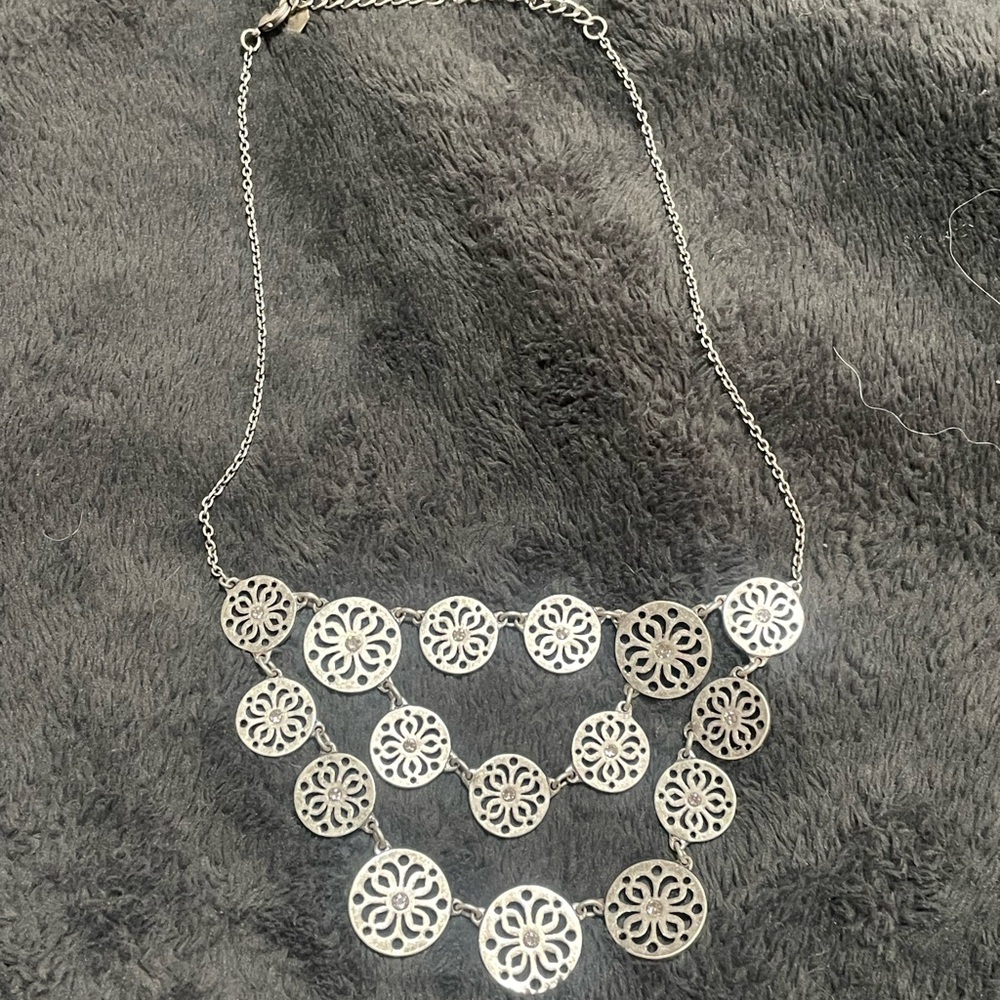 Elegant Silver Necklace